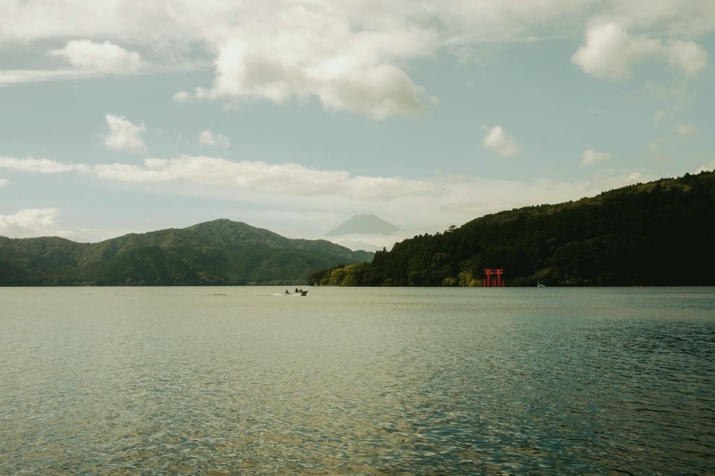 Hakone Hot Springs Travel Experience
